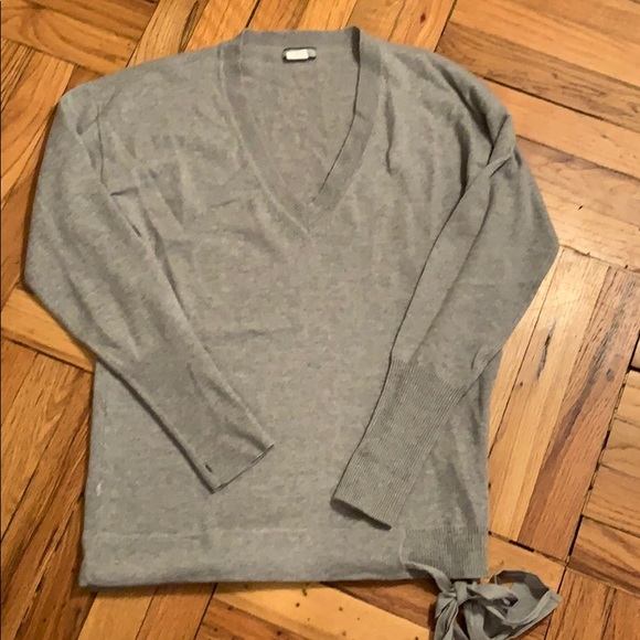 J. Crew Sweaters - J. Crew gray v neck cashmere sweater